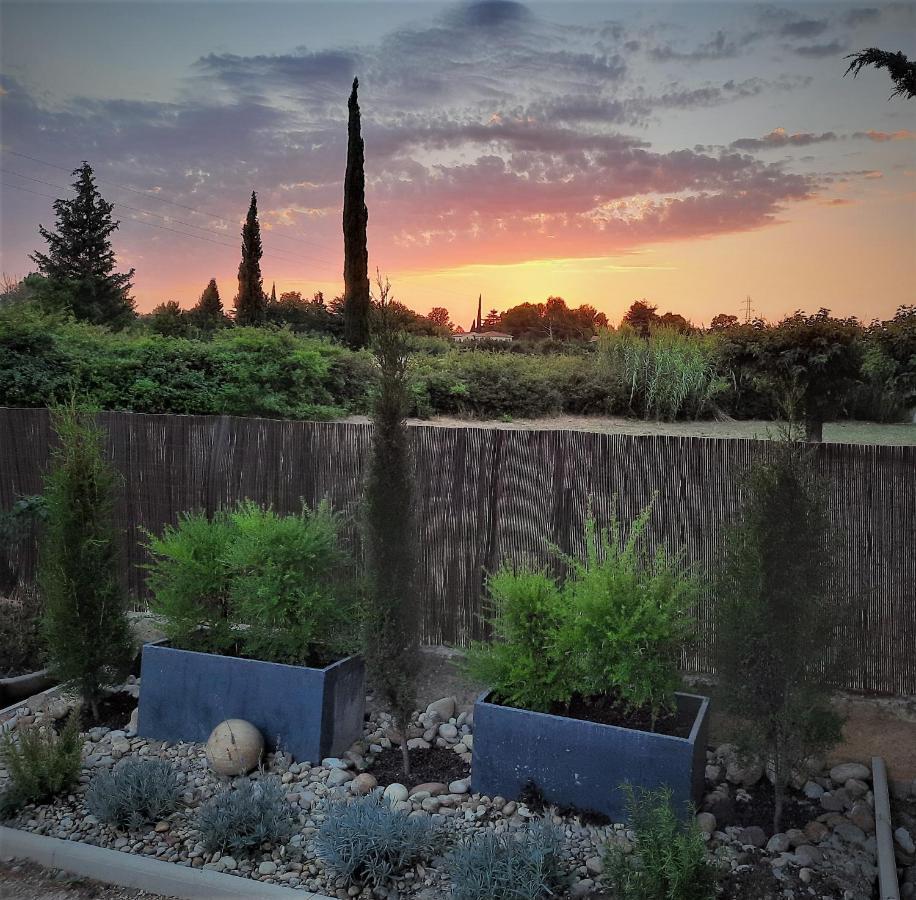 La Maison du Chemin des Prairies Morieres-les-Avignon Extérieur photo