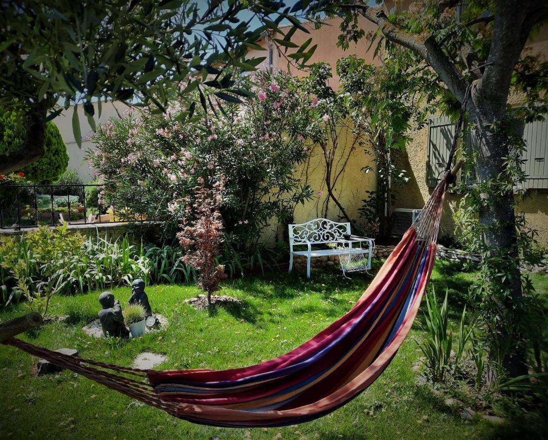 La Maison du Chemin des Prairies Morieres-les-Avignon Extérieur photo