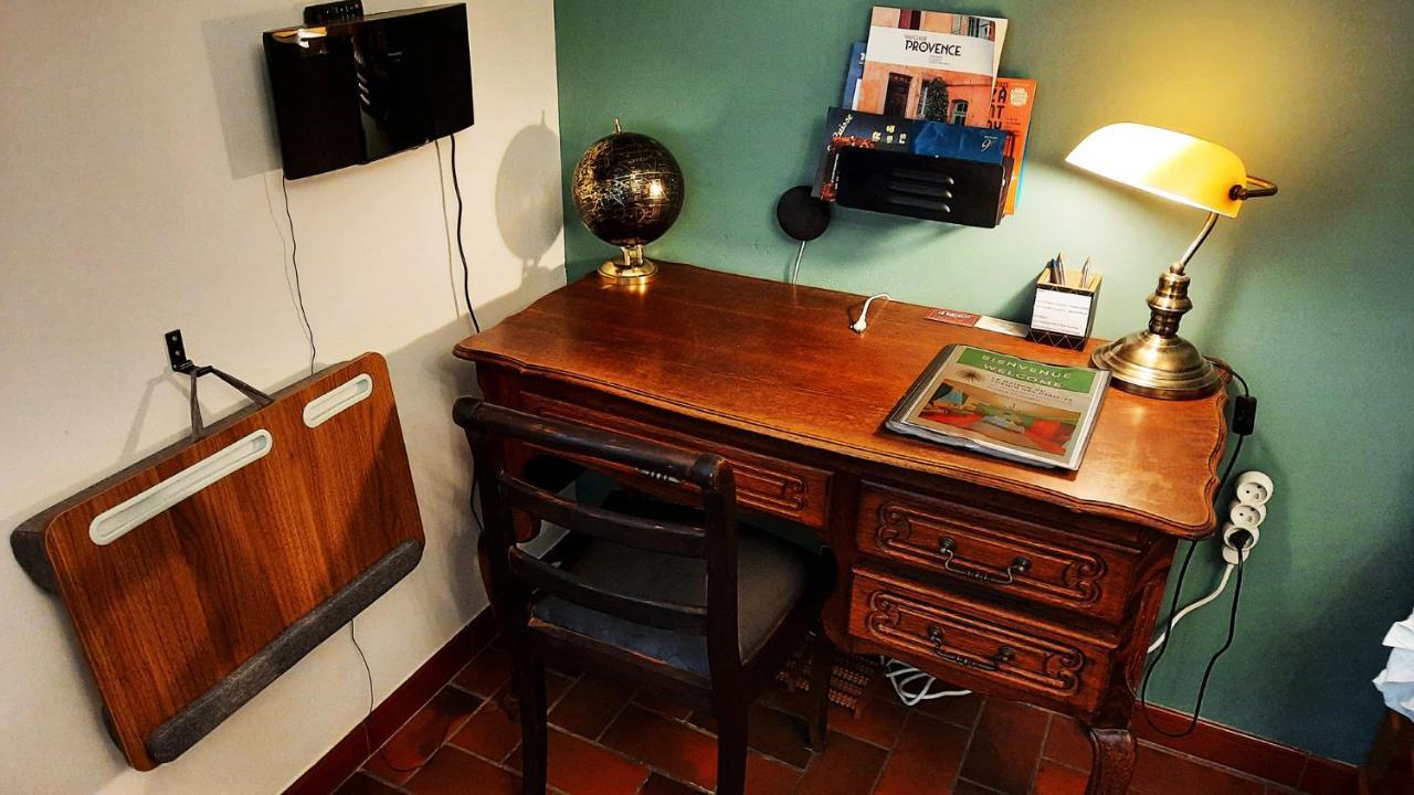 La Maison du Chemin des Prairies Morieres-les-Avignon Extérieur photo