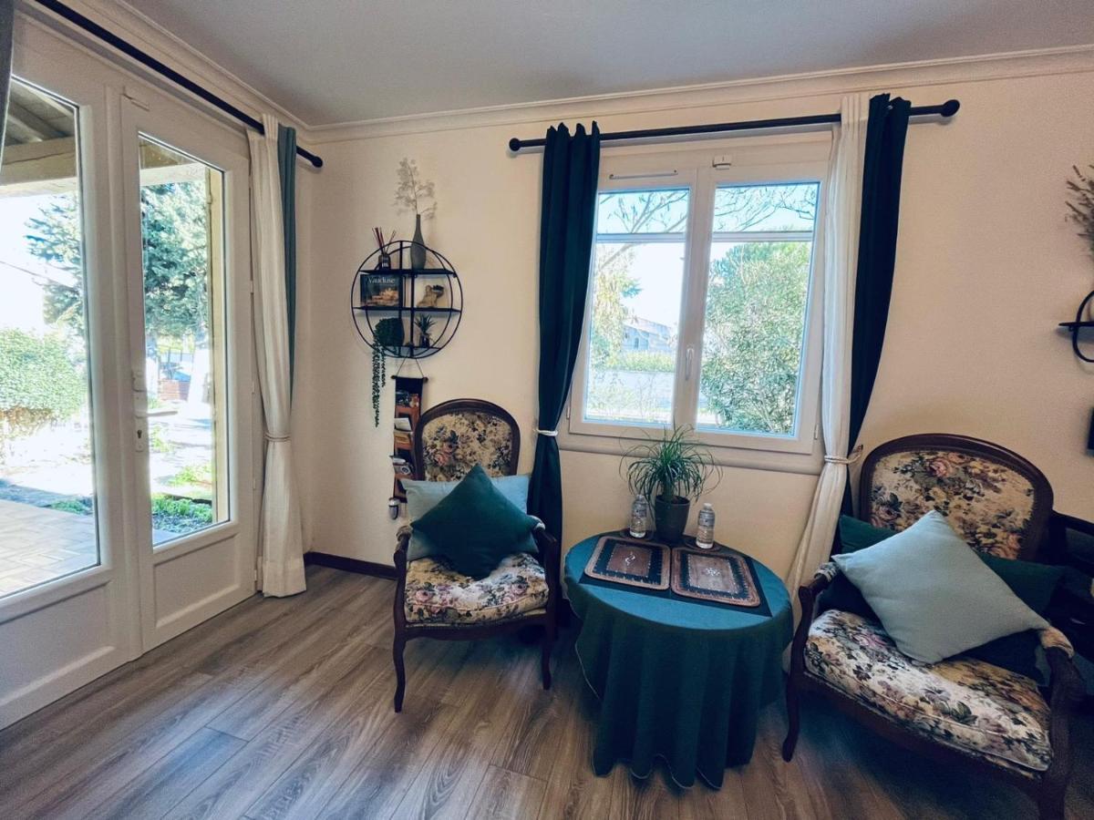 La Maison du Chemin des Prairies Morieres-les-Avignon Extérieur photo